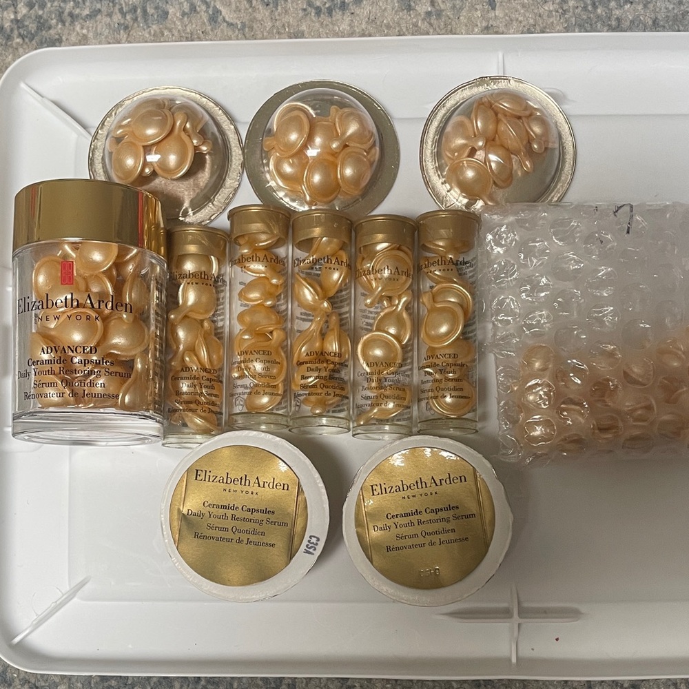 Elizabeth Arden Gold Ceramide Skincare Set